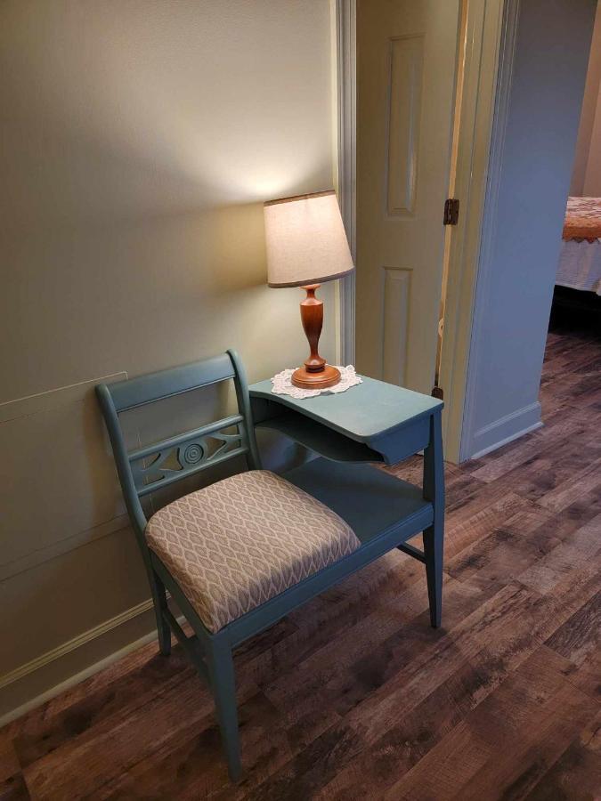 Moonlight Manor Bed & Breakfast Флойд Экстерьер фото